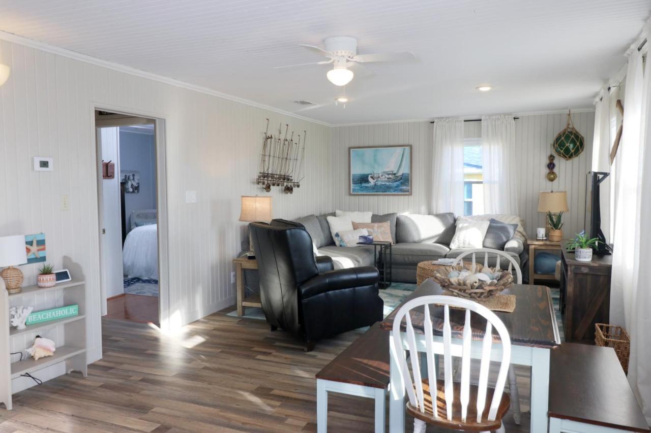 One-Of-A-Kind Beach Home With Lounge Bar Game Room Galveston Exterior photo
